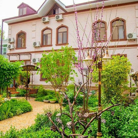 Platan Hotell Samarkand Eksteriør bilde