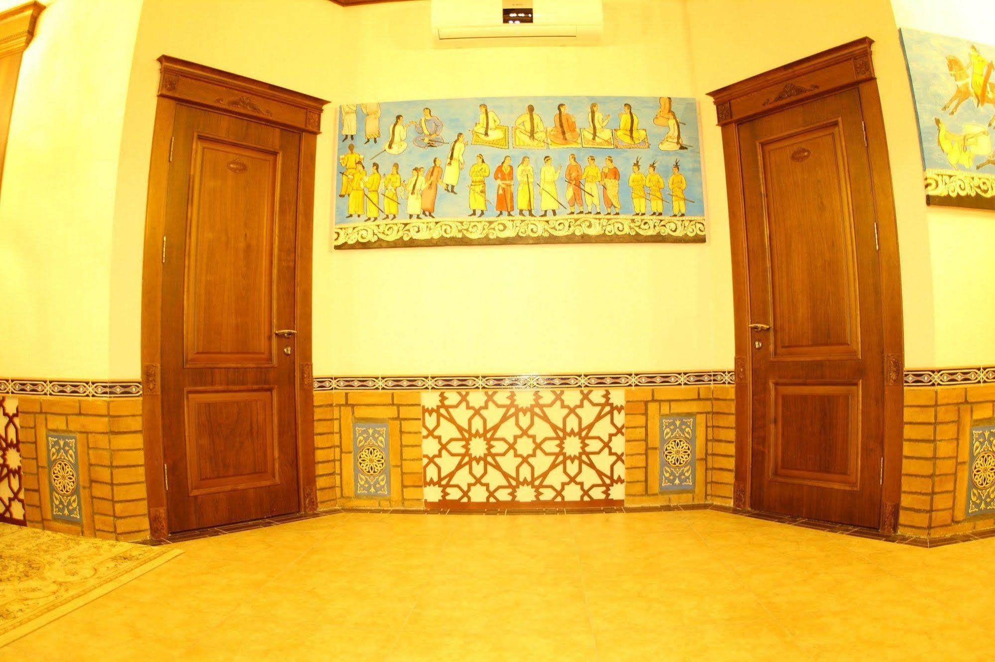 Platan Hotell Samarkand Eksteriør bilde