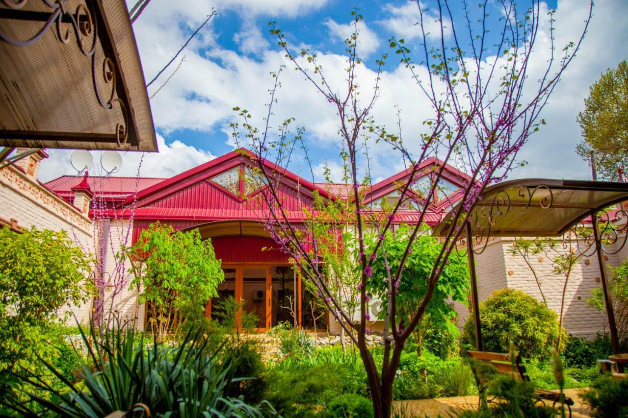 Platan Hotell Samarkand Eksteriør bilde